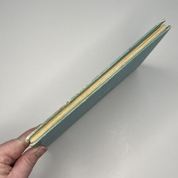 Curious George Flies a Kite - Margret Rey 1958 Weekly Reader Edition - Picture 14 of 15